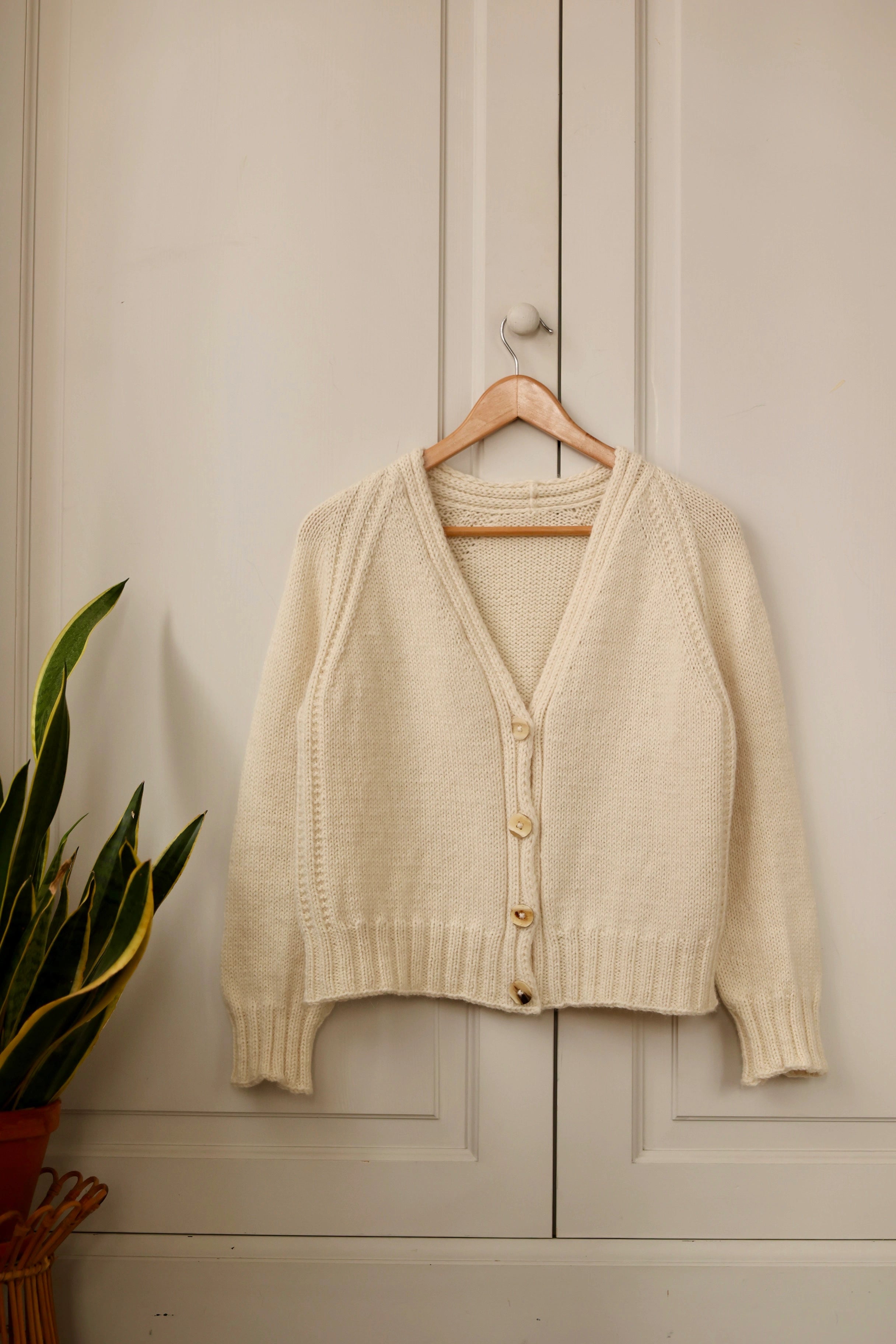 Cardigan Doublet - Wood Wooden YARN WOOD Brown | Yarn CARDIGAN