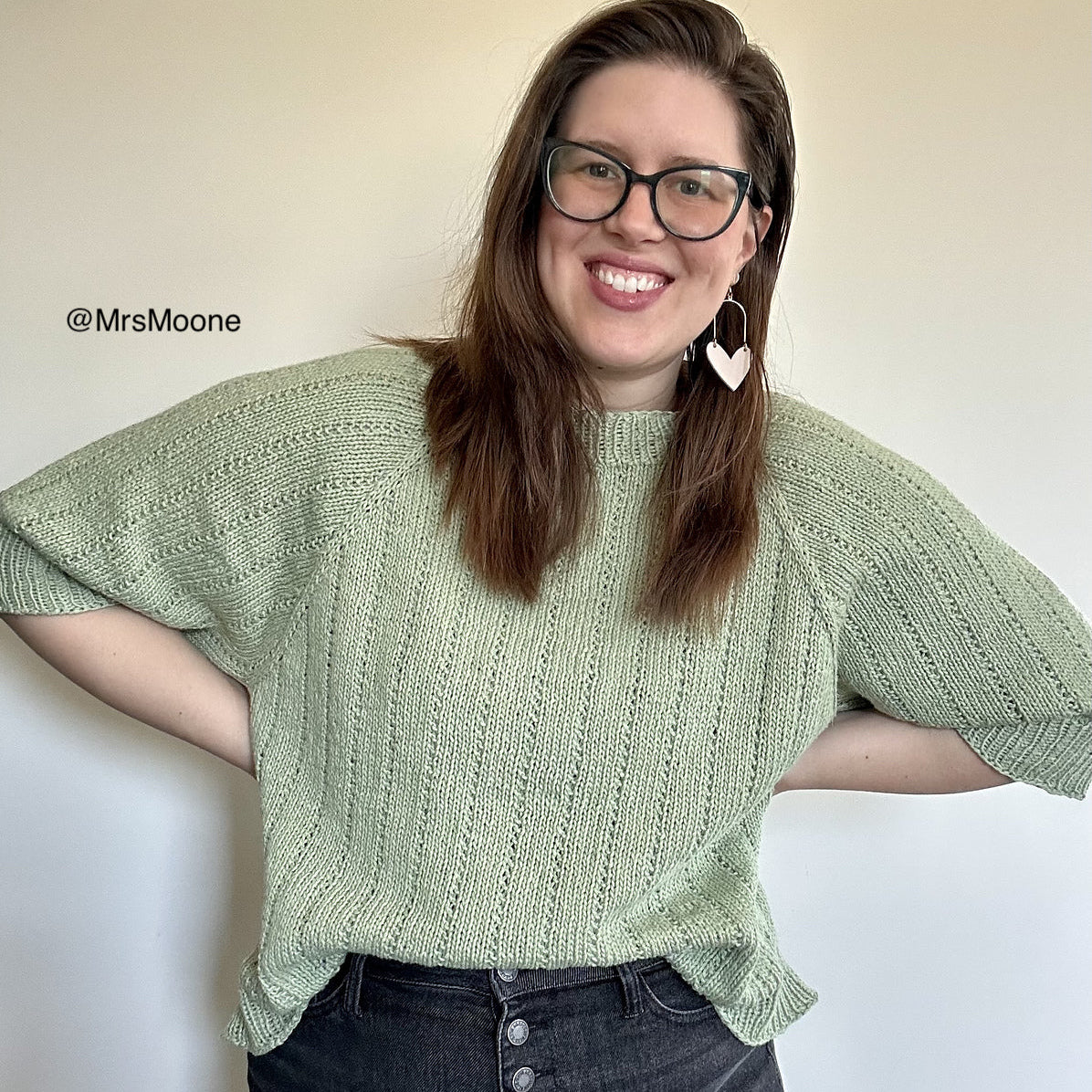 Weekend Glow sweater knitting pattern